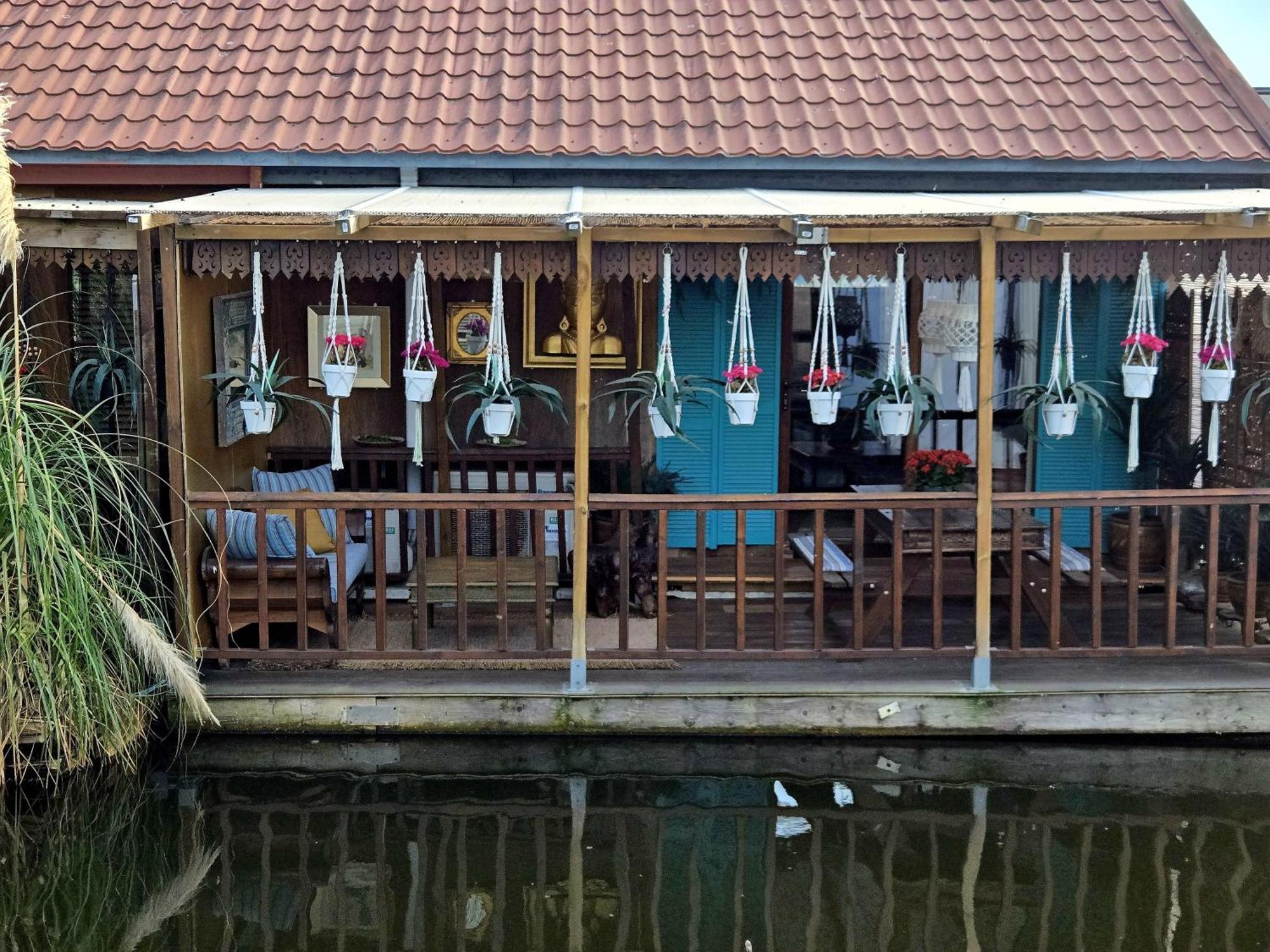 House Boat Studio With Waterfront Terrace アムステルダム エクステリア 写真
